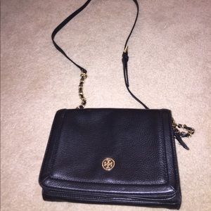 black tory burch purse with tags
